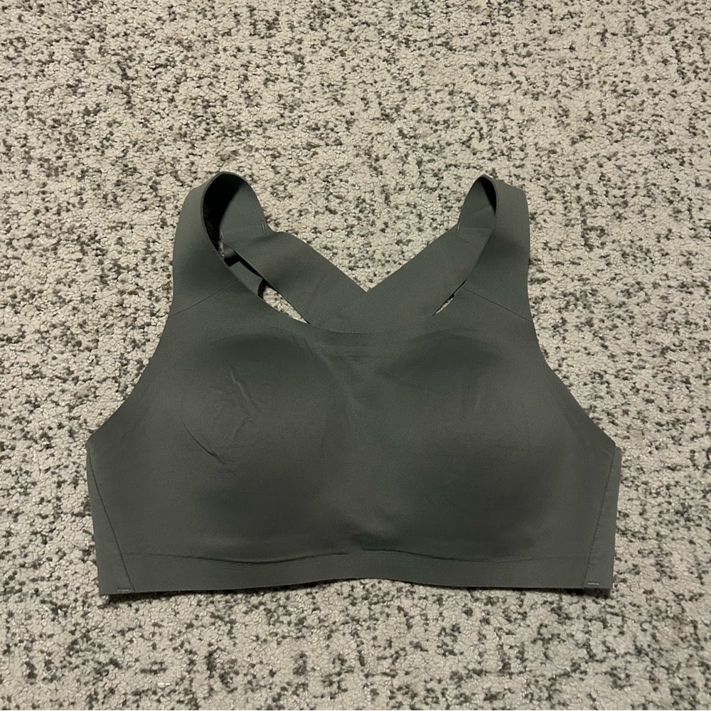 Lululemon Green Seamless Cross Back Elite Sports Bra Size 34D